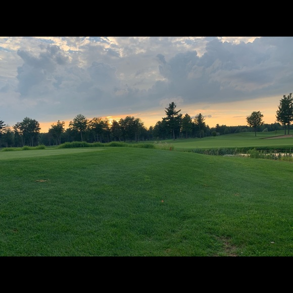 Meet your Posher, Sandrine - Picture 1 of 1